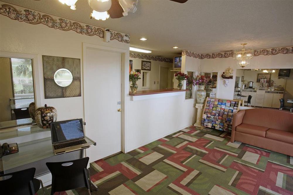 Americas Best Value Inn Buda Interior foto